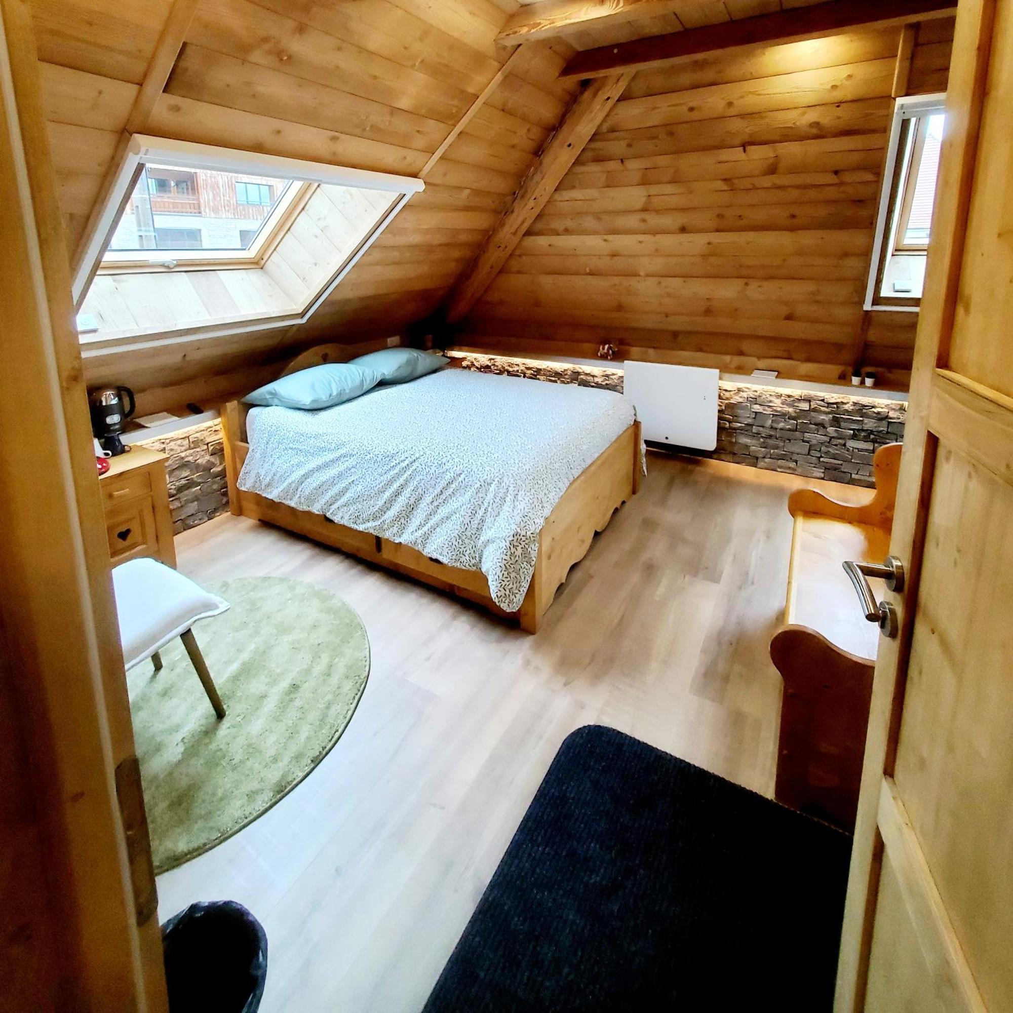 Del Vino Bar A Vin & Guitares Appartement Sauna Terrasse Garage 奥尔尚普韦内 外观 照片